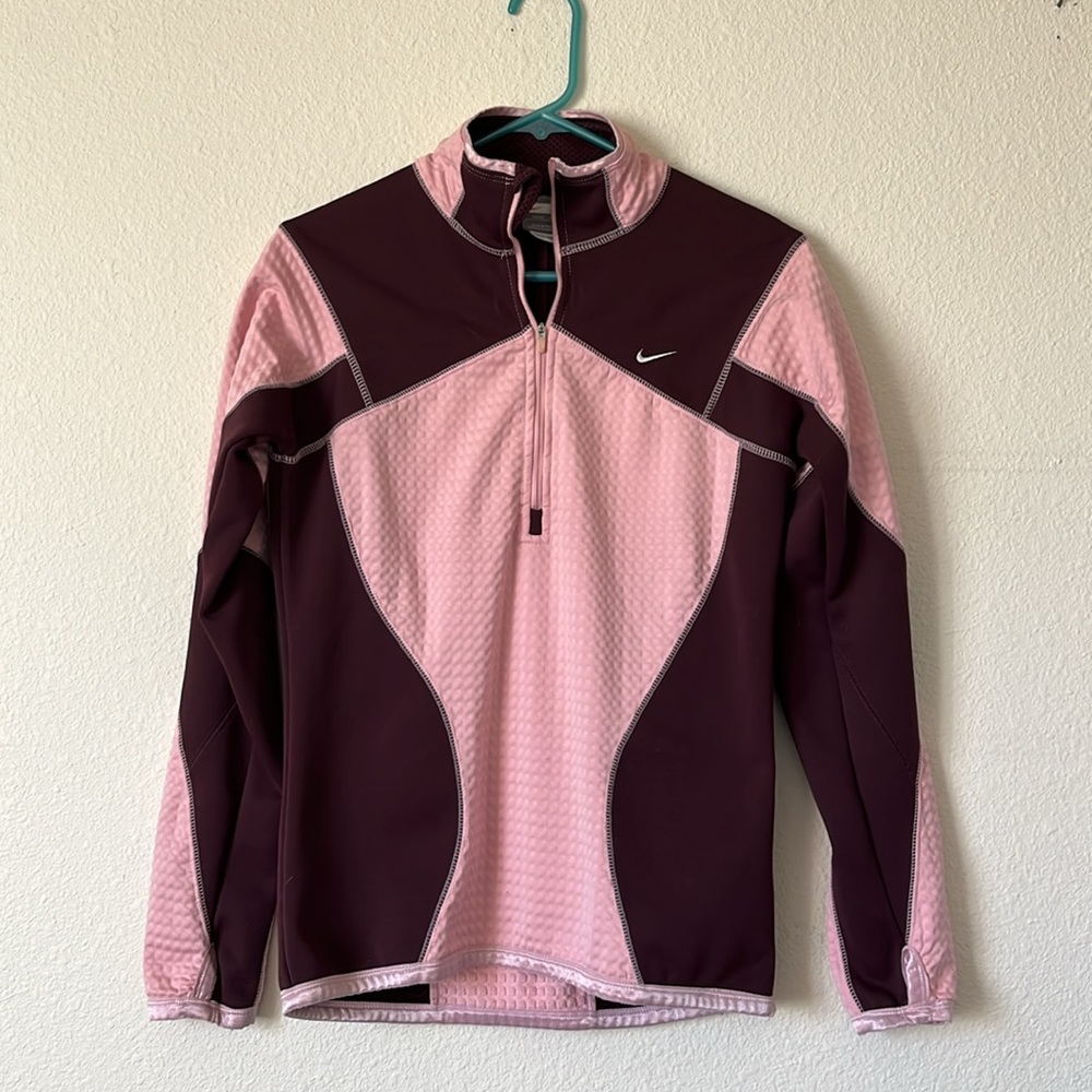 Nike Women’s Pull Over Medium 1/4 Zip Pink Athletic Jacket